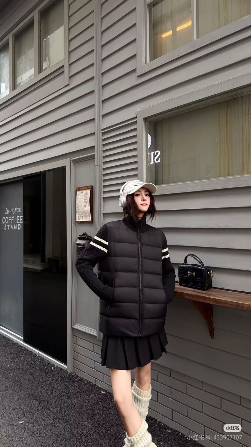 몽클레르 스트라이프 슬리브 다운 재킷 - 알라이아 패딩 레플리카 사이트 참고 이미지